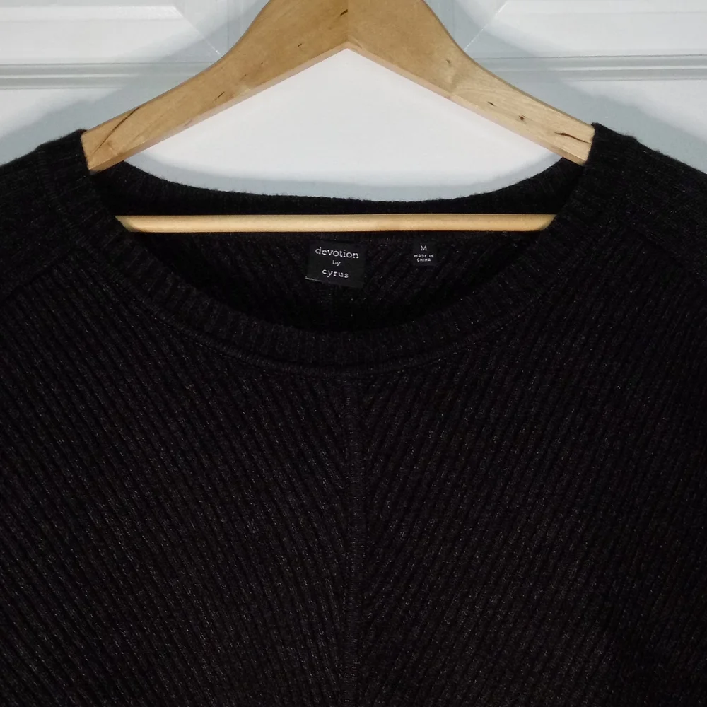 Devotion by Cyrus Dolman Sleeve Ribbed Sweater M
